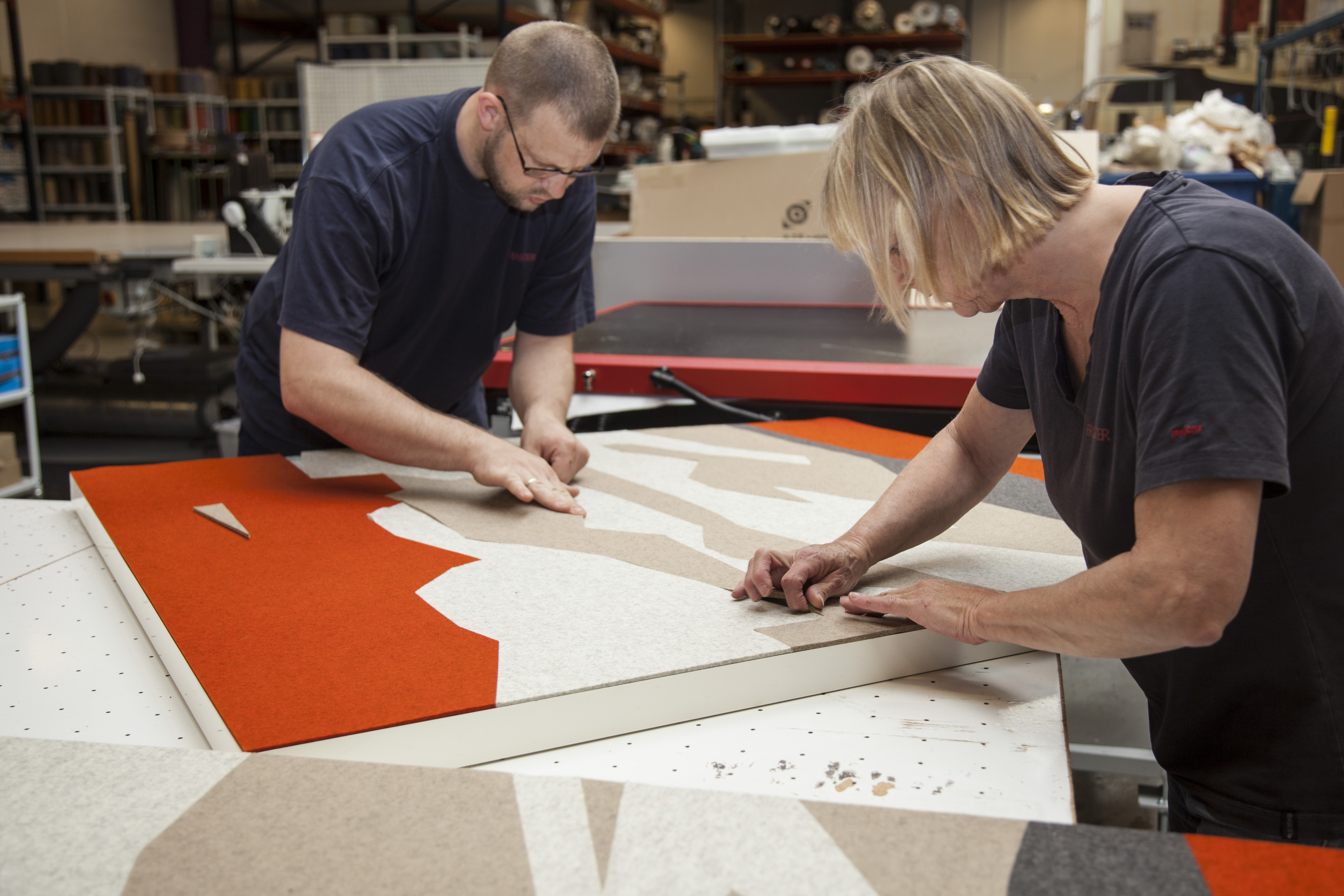 Produktion af Twister akustikmoduler i filt (6)